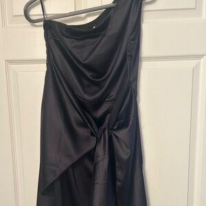 Black One-Shoulder Grace Karin Dress